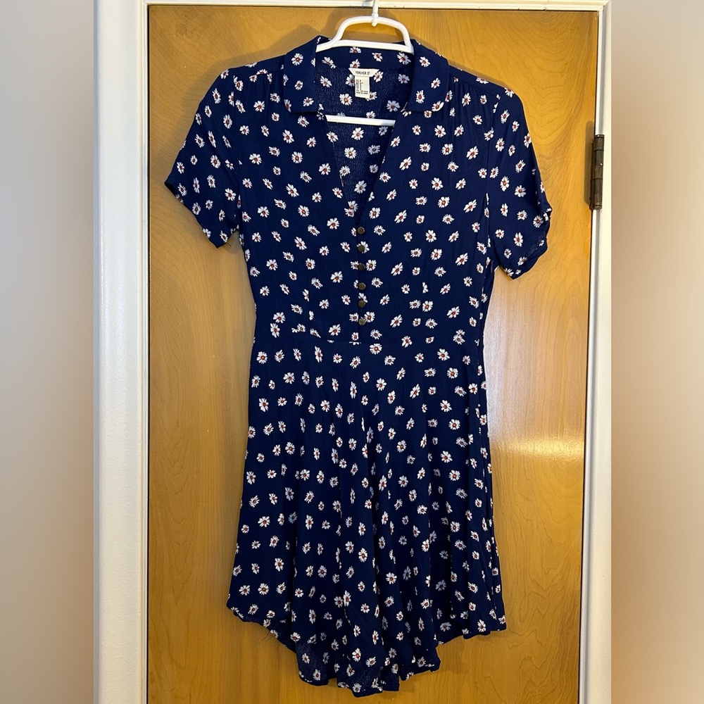Forever 21 blue dress with flowers size S